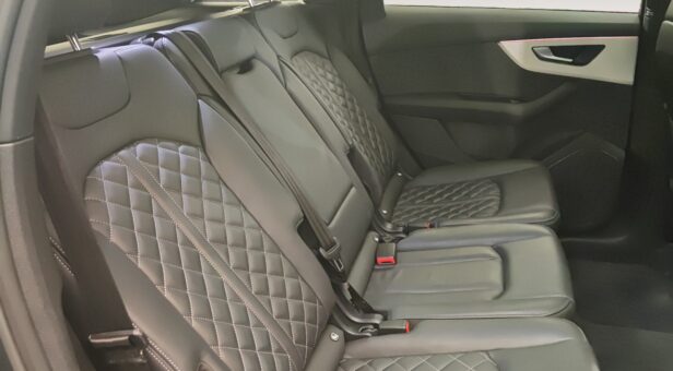 AUDI Q7 TODOTERRENO 3.0 55 TFSI E QUATTRO BLACK L. ED. TIPT. 394 5p