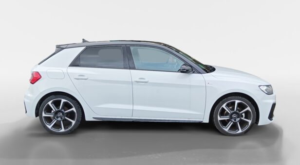 AUDI A1 BERLINA CON PORTON 1.0 30 TFSI S TR ADRENAL BLACK SPORTBACK 116 5p