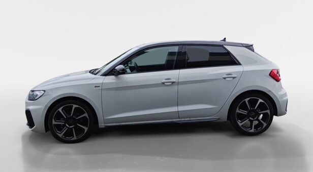 AUDI A1 BERLINA CON PORTON 1.0 30 TFSI S TR ADRENAL BLACK SPORTBACK 116 5p
