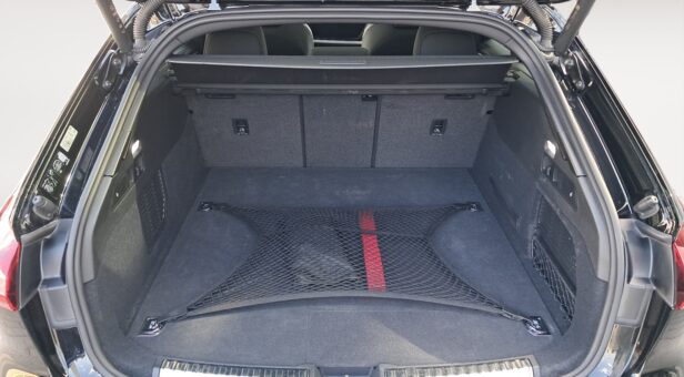 AUDI A5 FAMILIAR 2.0 PHEV E-HYBR QUA 220 BLACK LINE AVANT 299 5p AUDI A5 FAMILIAR 2.0 PHEV E-HYBR QUA 220 BLACK LINE AVANT 299 5p