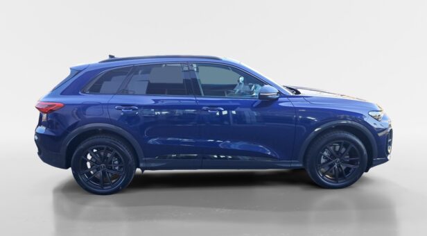 AUDI Q5 TODOTERRENO 2.0 E-HYBRID 220KW BLACK LINE S TR QUATT 299 5p