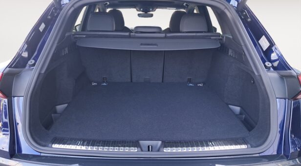 AUDI Q5 TODOTERRENO 2.0 E-HYBRID 220KW BLACK LINE S TR QUATT 299 5p