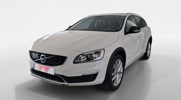 VOLVO V60 CROSS COUNTRY FAMILIAR 2.0 D3 MOMENTUM AUTO 150 5p