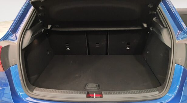 MERCEDES A-CLASS A 250 e