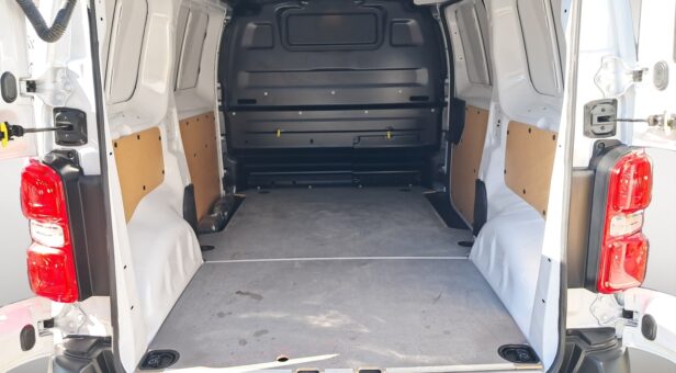 TOYOTA PROACE FURGON 1.5D 88KW L1 GX 120 4p