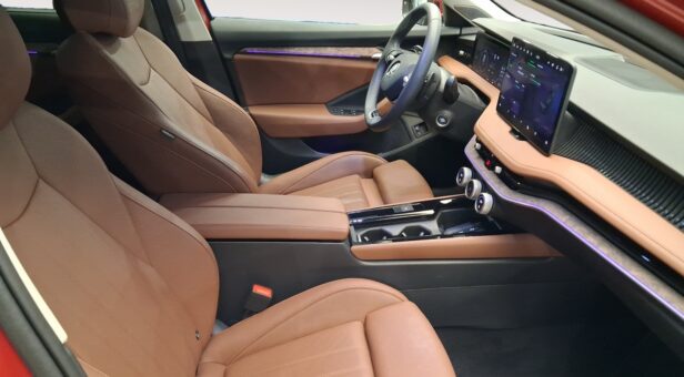 SKODA SUPERB FAMILIAR 1.5 TSI PHEV 110KW DSG L&K COMBI 150 5p SKODA SUPERB FAMILIAR 1.5 TSI PHEV 110KW DSG L&K COMBI 150 5p