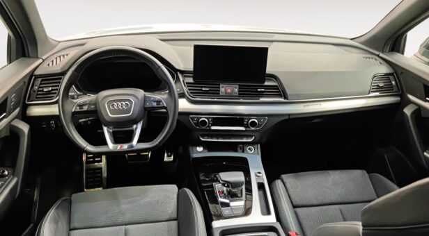 AUDI Q5 TODOTERRENO 2.0 40 TDI S TRONIC QUATTRO BLACK LINE 204 5p