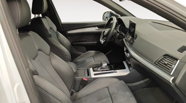 AUDI Q5 TODOTERRENO 2.0 40 TDI S TRONIC QUATTRO BLACK LINE 204 5p