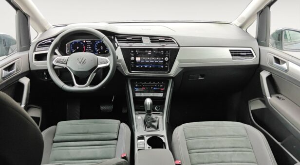 VOLKSWAGEN TOURAN MONOVOLUMEN COMPACTO 2.0 TDI 110KW DSG MAS 150 5P 7 Plazas