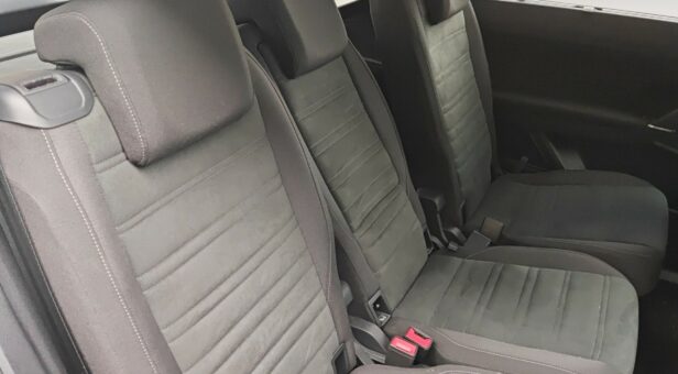 VOLKSWAGEN TOURAN MONOVOLUMEN COMPACTO 2.0 TDI 110KW DSG MAS 150 5P 7 Plazas