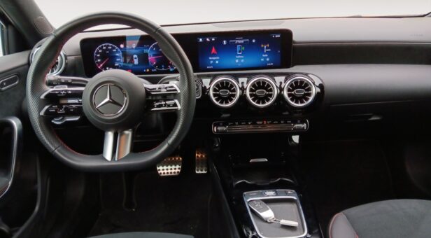 MERCEDES A-CLASS A 200 d MERCEDES A-CLASS A 200 d