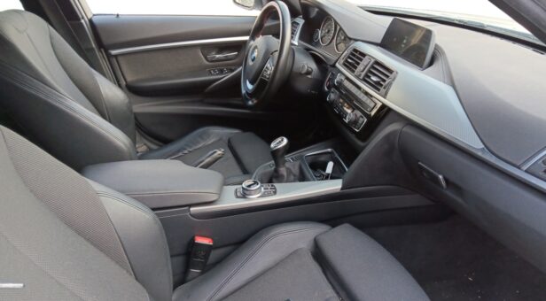 BMW SERIES 3 BMW 318 d