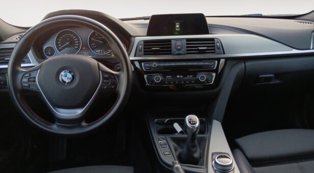 BMW SERIES 3 BMW 318 d