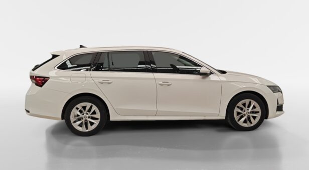 SKODA OCTAVIA FAMILIAR 2.0 TDI DESIGN 85KW 116 5p
