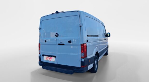 VOLKSWAGEN COMERCIALES LCV CRAFTER 35 FURGON BATALLA MEDIA L3H2 2.0 TDI FWD 103 KW (140 cv) 6 VEL. 3500 KG