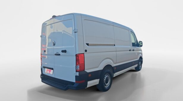 VOLKSWAGEN COMERCIALES LCV CRAFTER 35 FURGON BATALLA MEDIA L3H2 2.0 TDI FWD 103 KW (140 cv) AUT 8 VEL. 3500 KG