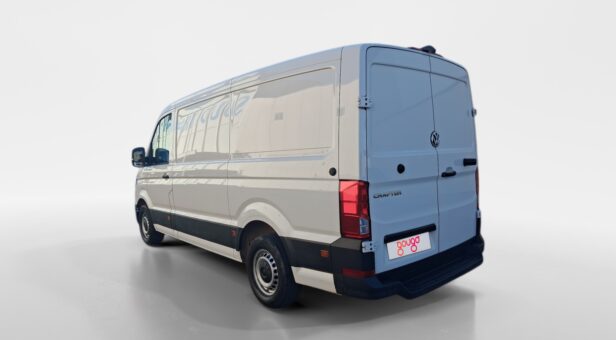 VOLKSWAGEN COMERCIALES LCV CRAFTER 35 FURGON BATALLA MEDIA L3H2 2.0 TDI FWD 103 KW (140 cv) AUT 8 VEL. 3500 KG