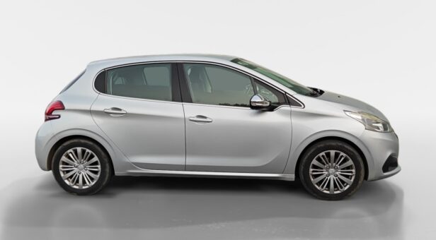 PEUGEOT 208 BERLINA CON PORTON 1.2L PURETECH 81KW SIGNATURE AUTO 110 5p
