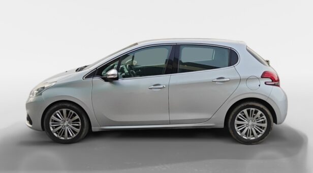 PEUGEOT 208 BERLINA CON PORTON 1.2L PURETECH 81KW SIGNATURE AUTO 110 5p