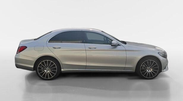 MERCEDES C-CLASS SEDAN 2.0 C 220 D 4MATIC AUTO 194 4p