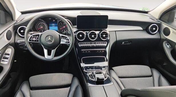 MERCEDES C-CLASS SEDAN 2.0 C 220 D 4MATIC AUTO 194 4p