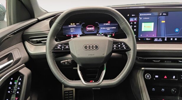 AUDI Q5 TODOTERRENO 2.0 40 TDI S TRONIC QUATTRO S LINE 204 5p
