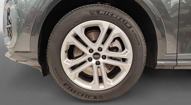 AUDI Q5 TODOTERRENO 2.0 40 TDI S TRONIC QUATTRO S LINE 204 5p