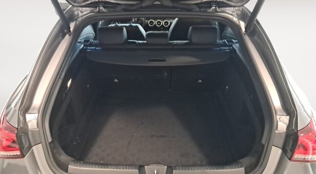 MERCEDES CLA-CLASS FAMILIAR 2.1 CLA 200 D DCT SHOOTING BRAKE 136 5p