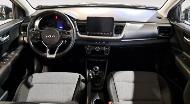 KIA STONIC 1.2 DPI CONCEPT 84 5p