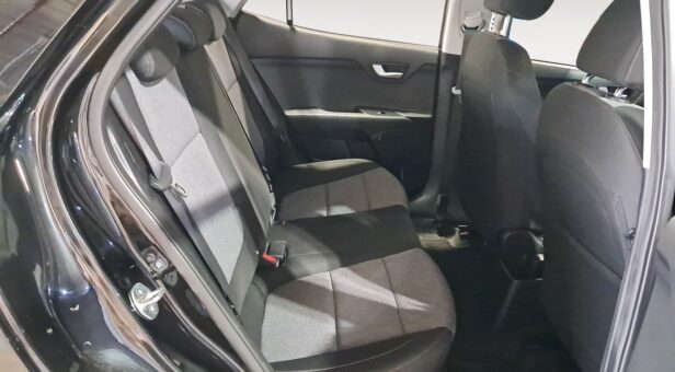 KIA STONIC 1.2 DPI CONCEPT 84 5p
