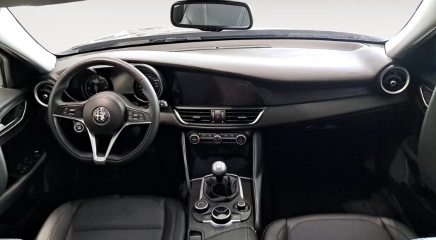 ALFA ROMEO GIULIA SEDAN 2.2 D TURBO 118KW SUPER AUTO 160 4p