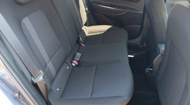 HYUNDAI I20 BERLINA CON PORTON 1.0 TGDI MHEV KLASS DCT 100 5p