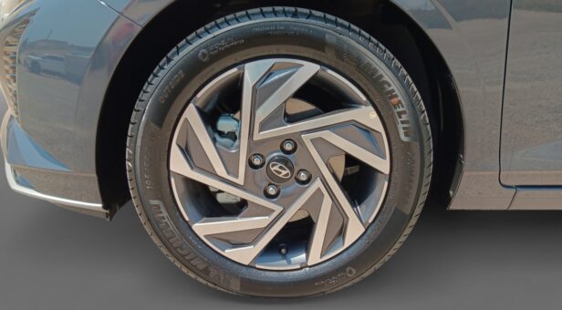 HYUNDAI I20 BERLINA CON PORTON 1.0 TGDI MHEV KLASS DCT 100 5p