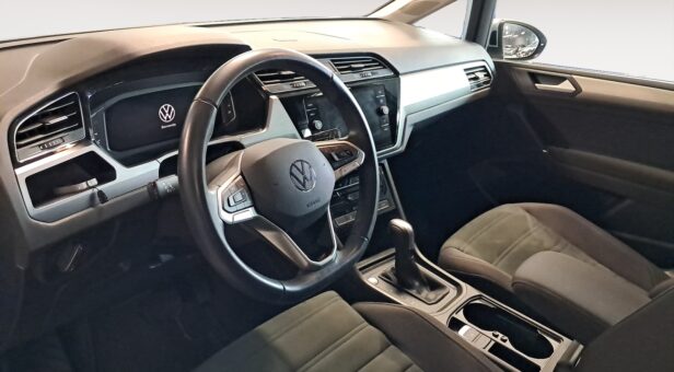 VOLKSWAGEN TOURAN MONOVOLUMEN COMPACTO 2.0 TDI 110KW DSG LIFE 150 5P 7 Plazas