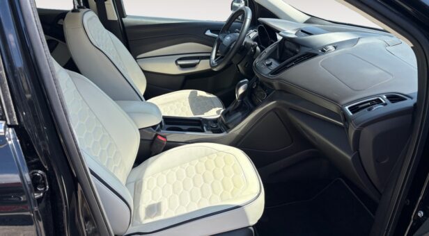 FORD KUGA 2.0 TDCI VIGNALE AUTO 4WD POWERSHIFT 180 5p