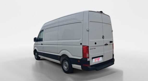 VOLKSWAGEN COMERCIALES LCV CRAFTER 35 Furgón Batalla Media L3H2 2.0 TDI FWD 103 kW (140 CV) 6 Vel. 3500 kg