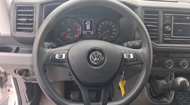 VOLKSWAGEN COMERCIALES LCV CRAFTER 35 Furgón Batalla Media L3H2 2.0 TDI FWD 103 kW (140 CV) 6 Vel. 3500 kg