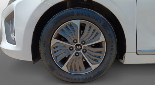 HYUNDAI IONIQ 9 BERLINA CON PORTON 1.6 GDI PHEV TECNO DCT 141 5p