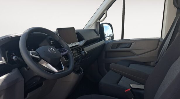 VOLKSWAGEN COMERCIALES LCV CRAFTER 35 FURGON BATALLA MEDIA L3H2 2.0 TDI FWD 103 KW (140 cv) 6 VEL. 3500 KG
