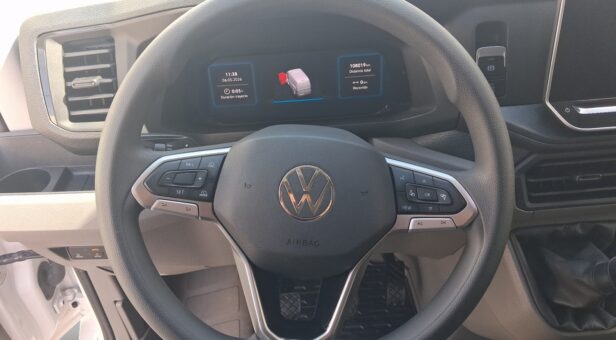 VOLKSWAGEN COMERCIALES LCV CRAFTER 35 FURGON BATALLA MEDIA L3H2 2.0 TDI FWD 103 KW (140 cv) 6 VEL. 3500 KG