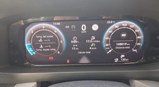 VOLKSWAGEN COMERCIALES LCV CRAFTER 35 FURGON BATALLA MEDIA L3H2 2.0 TDI FWD 103 KW (140 cv) 6 VEL. 3500 KG