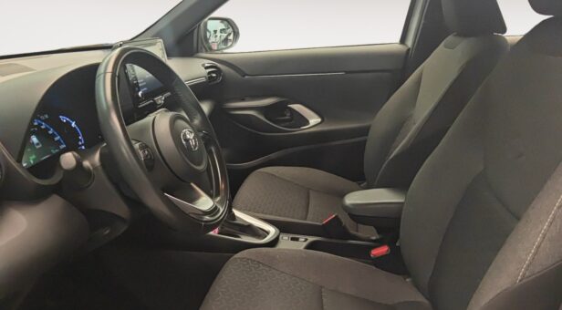 TOYOTA YARIS CROSS TODOTERRENO 1.5 VVT-I HYBRID ACTIVE TECH 116 5p