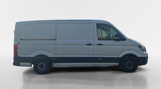 VOLKSWAGEN COMERCIALES LCV CRAFTER 35 FURGON BATALLA MEDIA L3H2 2.0 TDI FWD 103 KW (140 cv) AUT 8 VEL. 3500 KG
