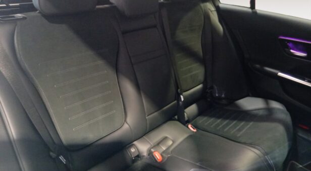 MERCEDES C-CLASS C 220 D ESTATE AMG Line