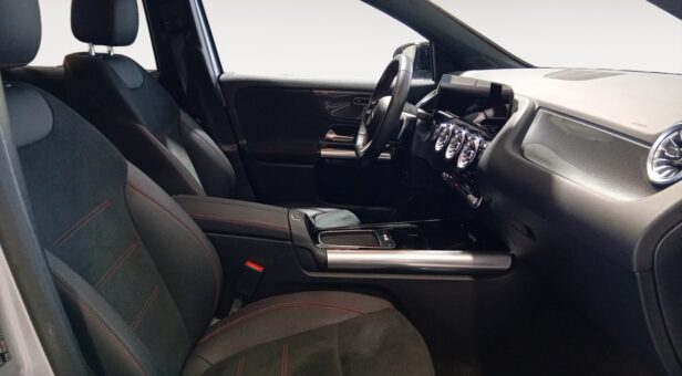 MERCEDES GLA -CLASS GLA 200 d
