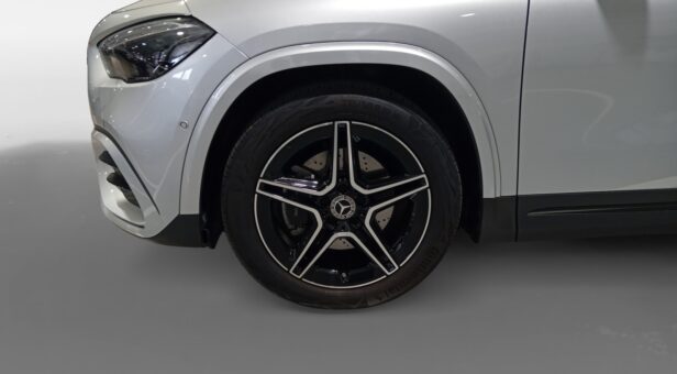 MERCEDES GLA -CLASS GLA 200 d