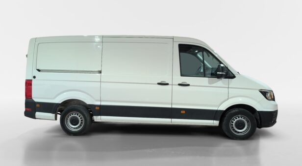 VOLKSWAGEN CRAFTER FURGON 2.0 TDI 75KW 35 MWB 102 4p