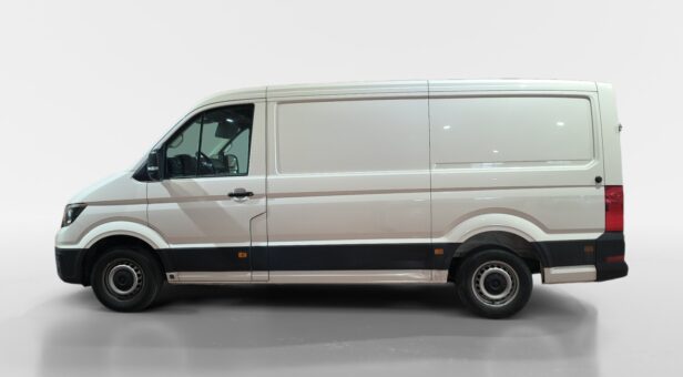 VOLKSWAGEN CRAFTER FURGON 2.0 TDI 75KW 35 MWB 102 4p