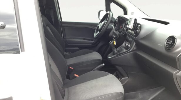 MERCEDES VANS CITAN 110 CDI Tourer Largo