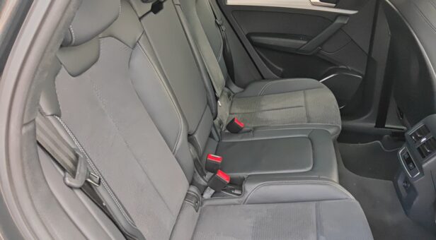 AUDI Q5 TODOTERRENO 2.0 TDI MHEV BLACK LINE S TRONIC QUATTRO 204 5p AUDI Q5 TODOTERRENO 2.0 TDI MHEV BLACK LINE S TRONIC QUATTRO 204 5p